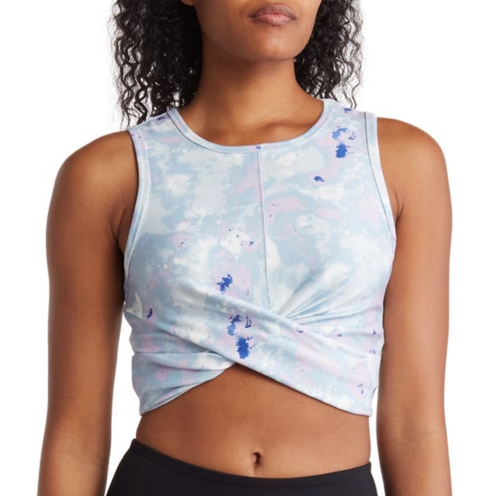 NWT! Wildfox twist crop workout top